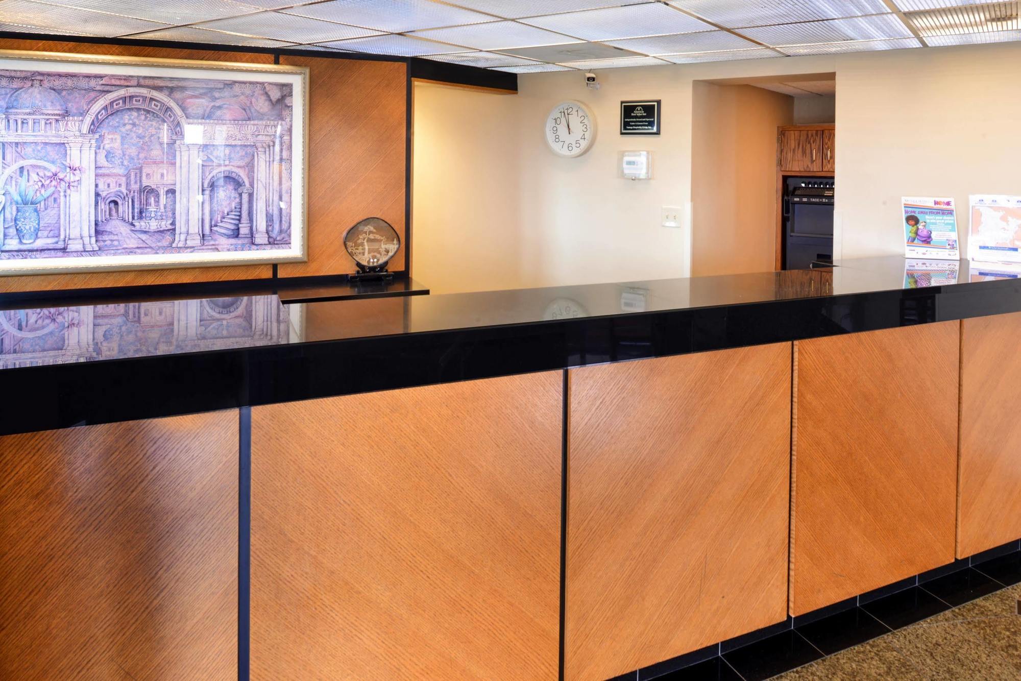 Americas Best Value Inn - Collinsville / St. Louis Экстерьер фото